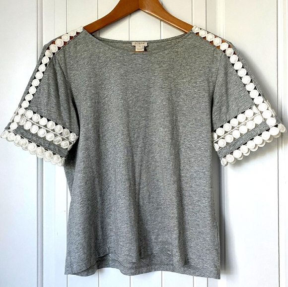 J. Crew Grey Circle Lace Embroidered Tee - Picture 1 of 3